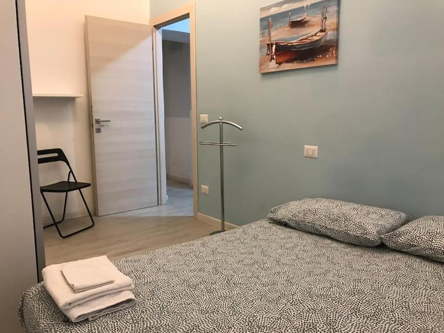 Appartamento In Zona Bocconi Милан Экстерьер фото